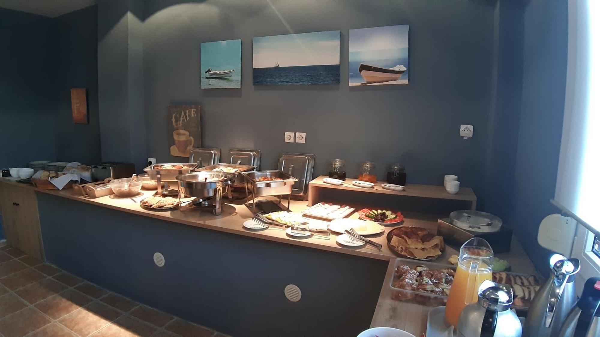 Ydna Family Hotel Apartments Posidi Eksteriør bilde