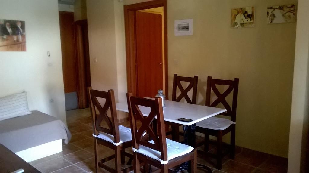 Ydna Family Hotel Apartments Posidi Rom bilde